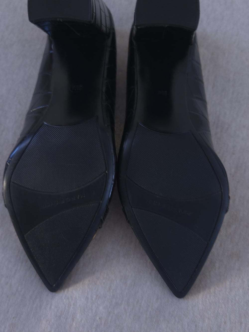 Marc Fisher Gruff Bit High Block Heel Pumps - Picture 5 of 9